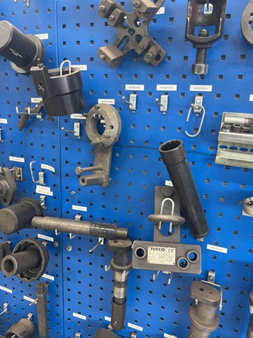 1117038-6 Tool boards with various special tools