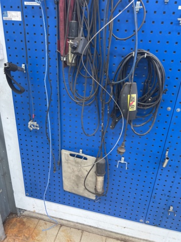 1117038-12 Tool boards with various special tools