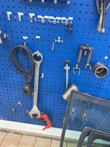 1117038-14 Tool boards with various special tools