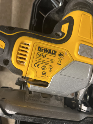 1051681-16 Elhandverktyg DeWalt 4 st med Tillbehör