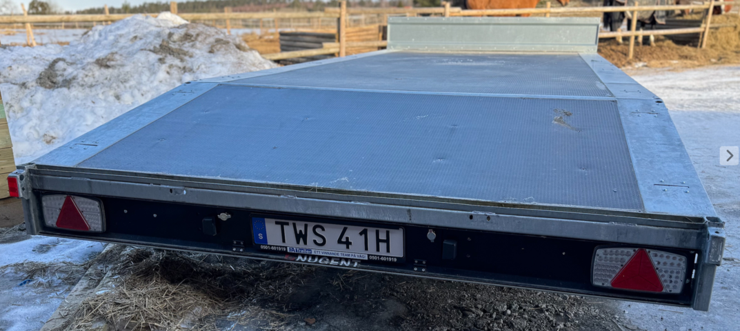 1138792-4 Beavertail Trailer, Nugent Beavertail B5523T -22