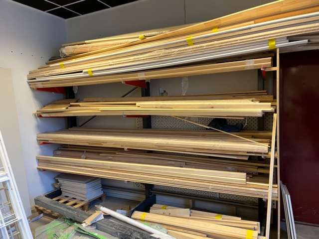 1155233-2 Collection with various timber