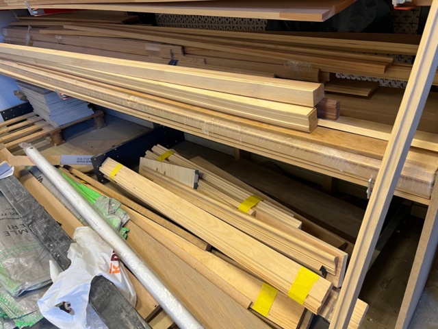 1155233-7 Collection with various timber