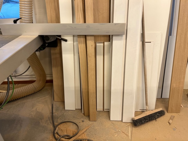 1155233-11 Collection with various timber