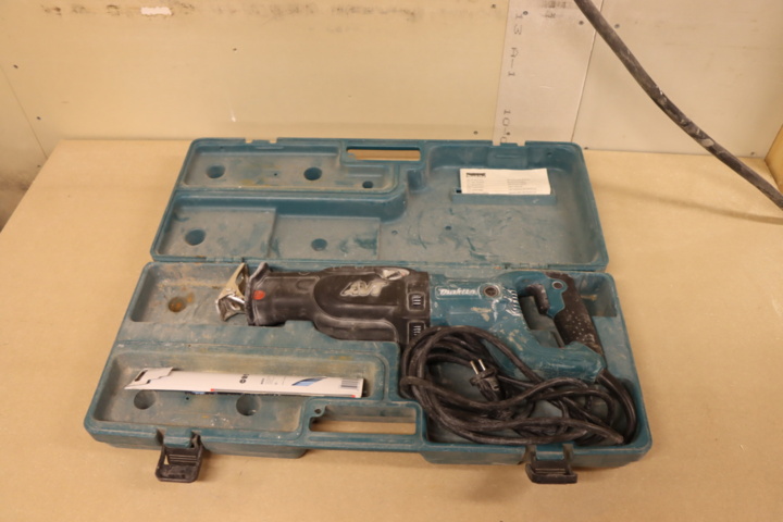 1034508-2 Makita AVT Tiger saw