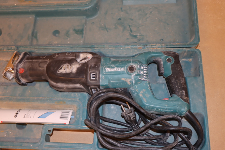 1034508-3 Makita AVT Tiger saw