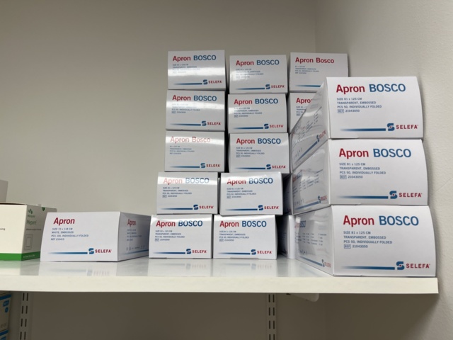 1131891-11 Everything in the room - Consumables & reception related