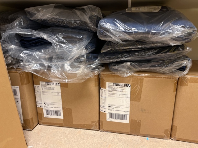 1131891-18 Everything in the room - Consumables & reception related