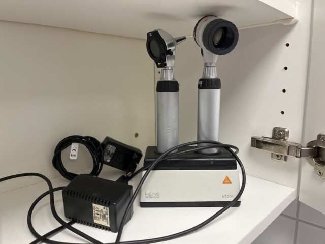1131896-8 2 Otoscopes - Heine NT 200, Delta 20T & Beta 200