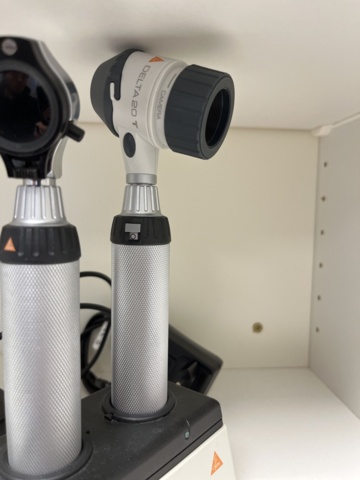 1131896-4 2 Otoscopes - Heine NT 200, Delta 20T & Beta 200