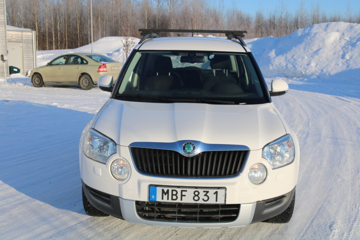 999144-2 Škoda Yeti 2.0 TDI 4x4 - 2012