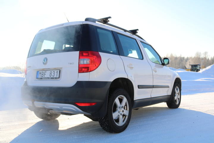 999144-5 Škoda Yeti 2.0 TDI 4x4 - 2012