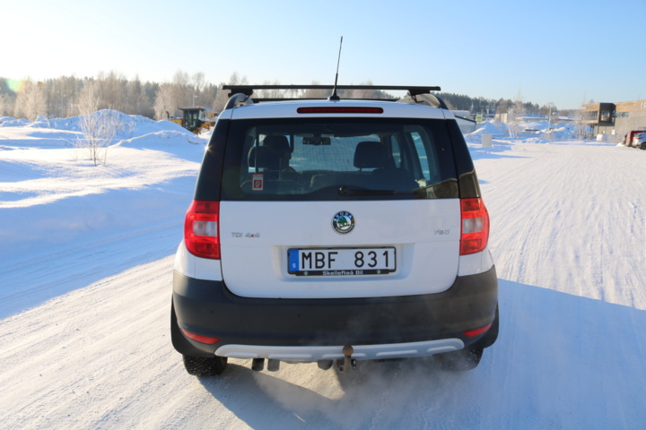999144-6 Škoda Yeti 2.0 TDI 4x4 - 2012