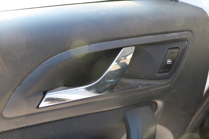 999144-64 Škoda Yeti 2.0 TDI 4x4 - 2012