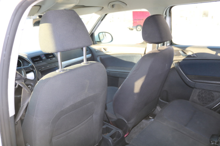 999144-65 Škoda Yeti 2.0 TDI 4x4 - 2012