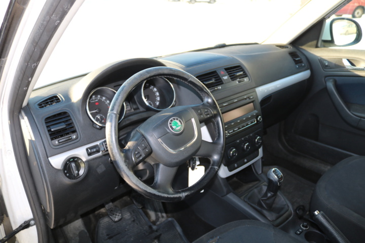 999144-72 Škoda Yeti 2.0 TDI 4x4 - 2012