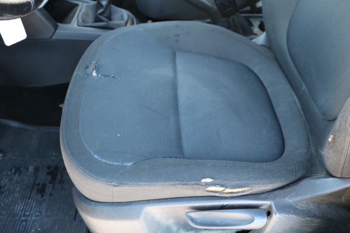 999144-75 Škoda Yeti 2.0 TDI 4x4 - 2012