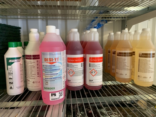 1065631-1 Chemicals, cleaning & disinfection