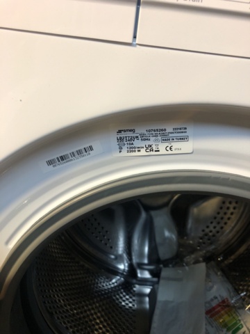1134459-9 Smeg LB2T72UK Washing Machine