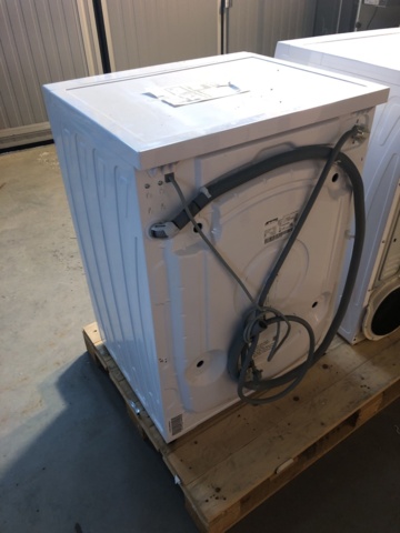 1134459-10 Smeg LB2T72UK Washing Machine