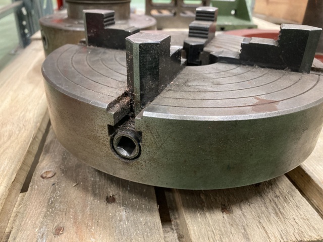 1147933-15 Chucks and face plate SCA * Updated *