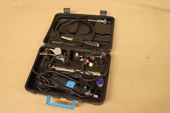 1139889-2 Multi-tool Ferm FCT-160F