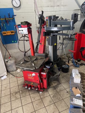 1117120-1 Tire mounting machine Mondolfo Ferro Aquila AS944TI2V