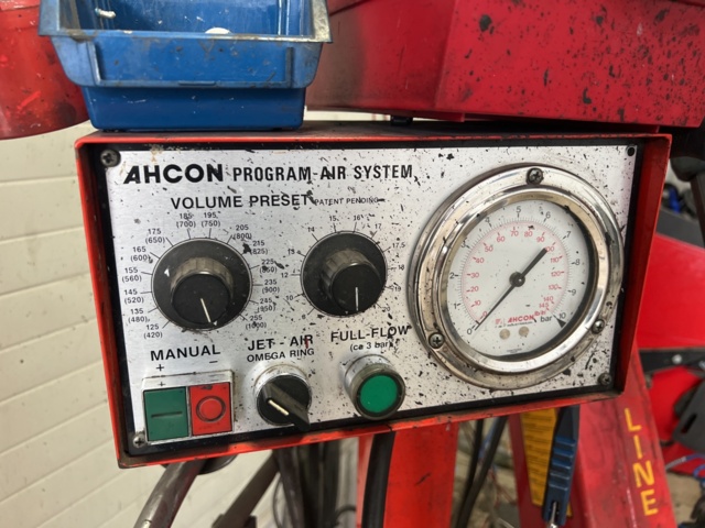 1117120-6 Tire mounting machine Mondolfo Ferro Aquila AS944TI2V