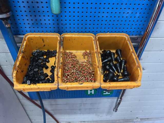 1117120-12 Tire mounting machine Mondolfo Ferro Aquila AS944TI2V