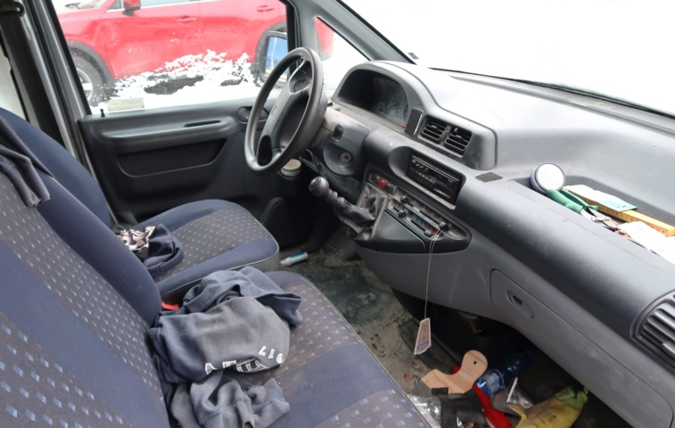 773505-9 Peugeot Expert Van 2.0 HDi - 2003 - Repair object