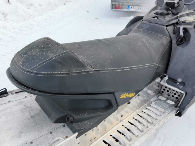 999735-18 Ski-Doo Summit 600 -2008 Repair item
