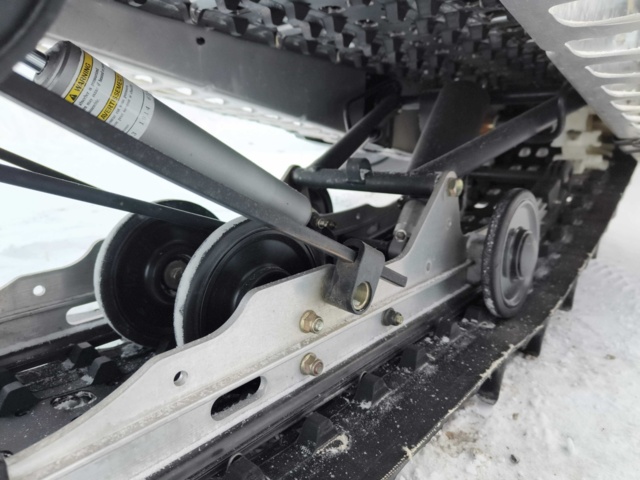 999735-29 Ski-Doo Summit 600 -2008 Repair item