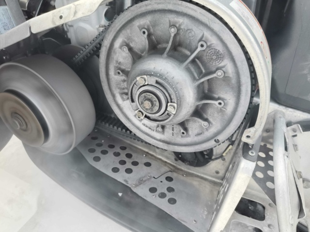 999735-37 Ski-Doo Summit 600 -2008 Repair item