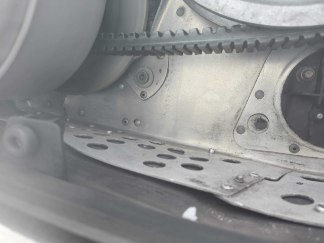 999735-38 Ski-Doo Summit 600 -2008 Repair item