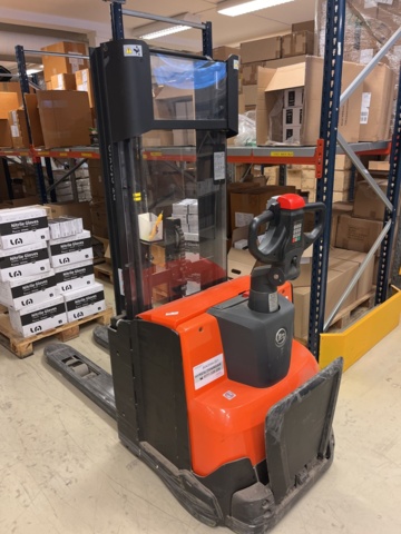 1146582-1 Track stacker - Toyota BT Staxio SWE120L - 175 hours