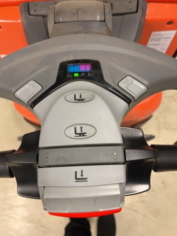 1146582-11 Track stacker - Toyota BT Staxio SWE120L - 175 hours