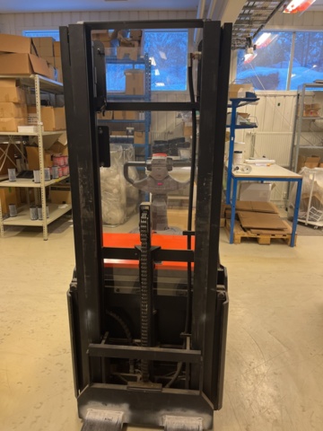 1146582-15 Track stacker - Toyota BT Staxio SWE120L - 175 hours