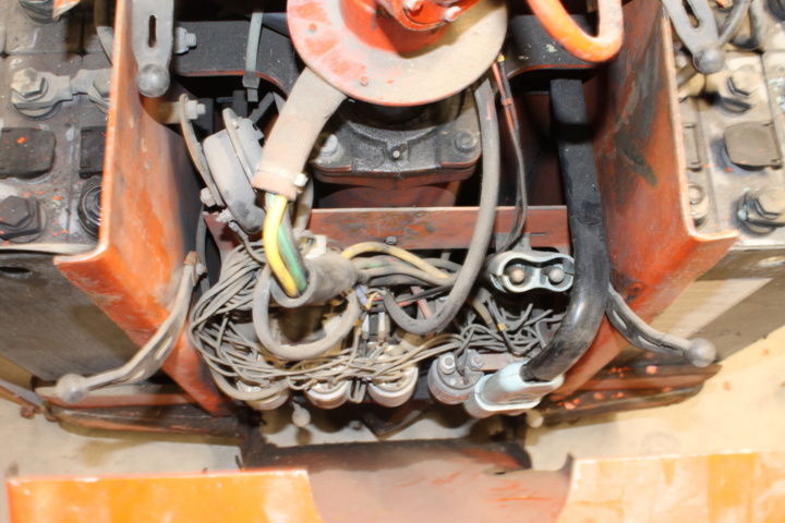 1142067-15 BT Stacker truck