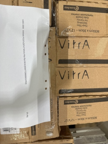 1064944-7 Clinker White Mat Ral 9016, 30x30 approx. 19 square meters