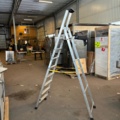 899457-2 Stepladder Zarges Z300 is a flanged stepladder with practical toolbox., 7 steps