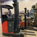 1065016-2 Reach truck, Linde R14, 2004