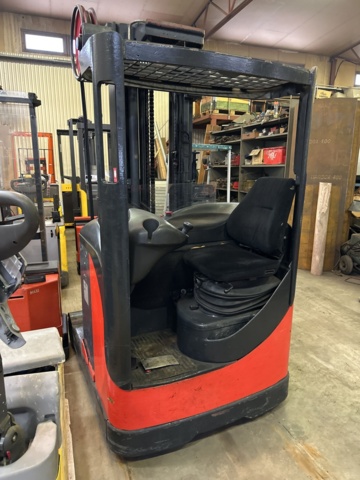 1065016-6 Reach truck, Linde R14, 2004