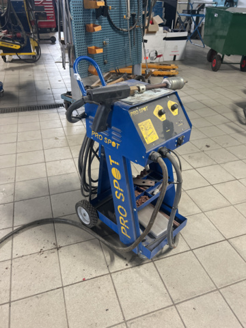 1117166-11 Spot welding trolley Prospot PR2