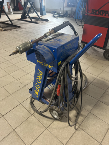 1117166-13 Spot welding trolley Prospot PR2