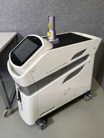 1131926-1 IDS, Q-switched ND:YAG Laser Q10 -2022