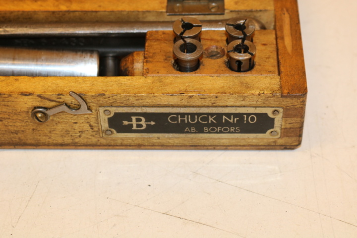 999151-3 Socket chuck & sockets, etc