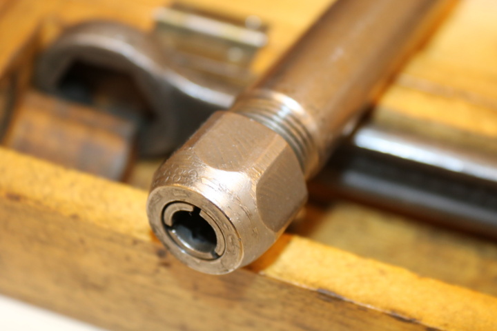 999151-6 Socket chuck & sockets, etc