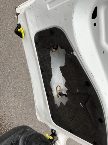 1120896-17 Peugeot Partner Van 1.6 HDi - 2012