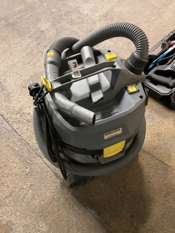 1120898-2 Kärcher vacuum cleaner