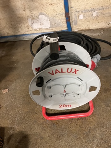 1120902-2 Hose reel and 3-phase cable